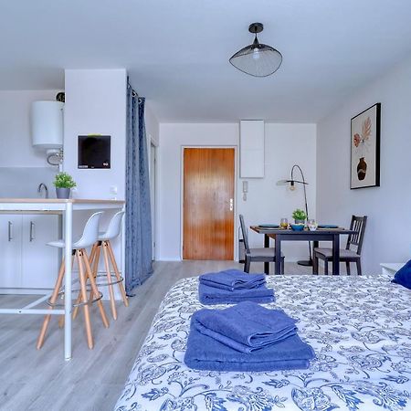 Logement Elora Courcouronnes Exterior photo
